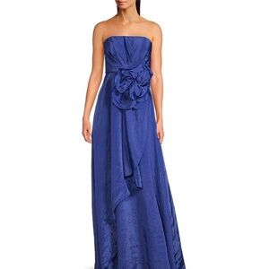 Chic Strapless Royal Blue Gown